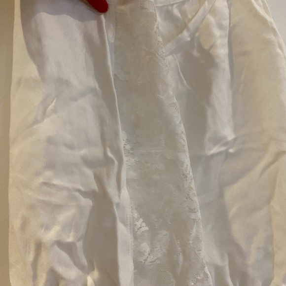 Aritzia tank top - Picture 2 of 4